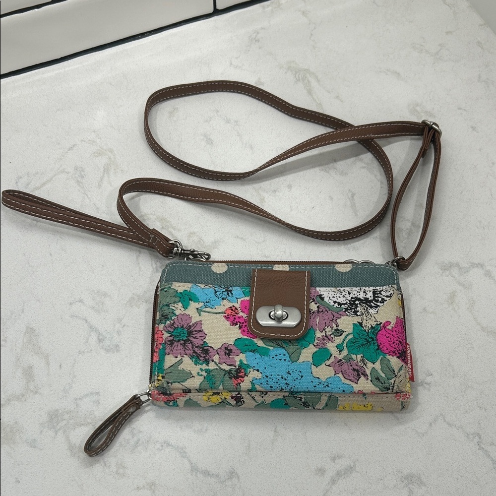 Unionbay Floral Crossbody Bag Wristlet Clutch‎ Wallet Purse Y2K NWT